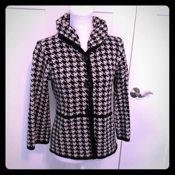 A. IDA Sweaters - A.IDA S Sweater Jacket EUC